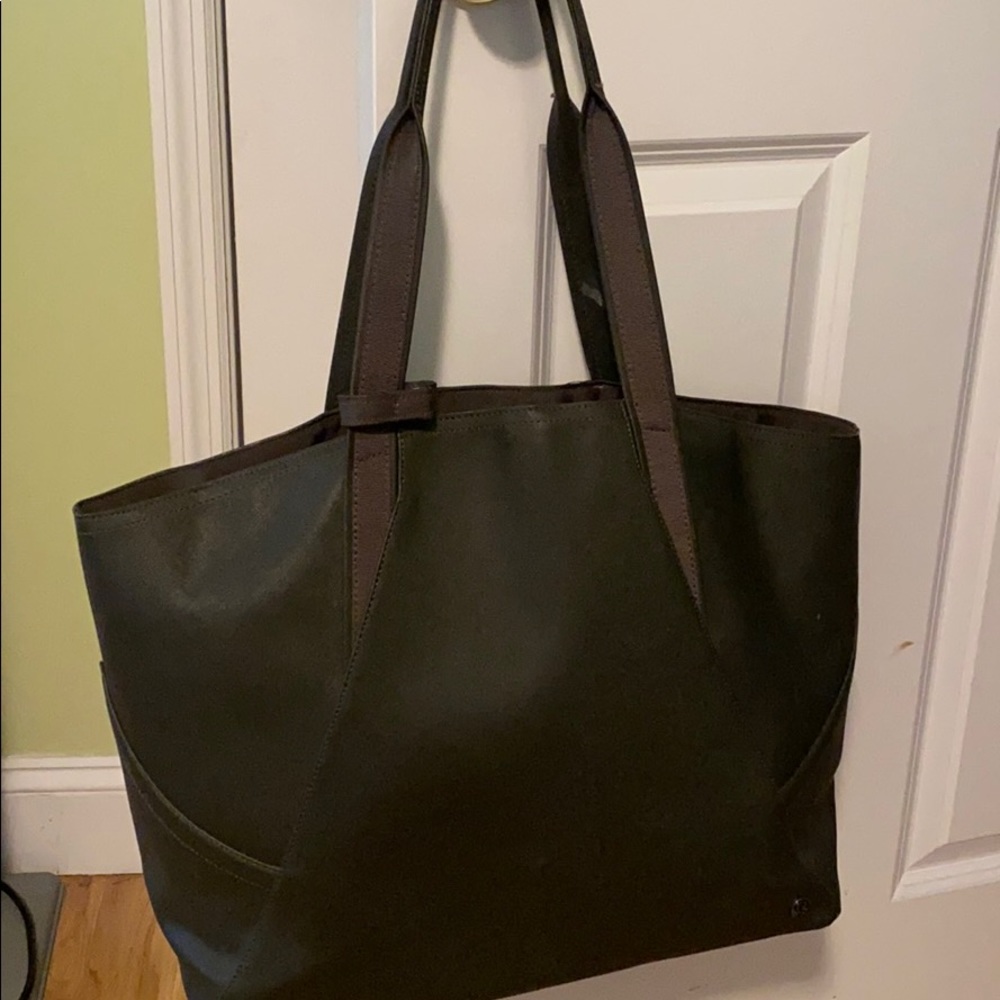 lululemon athletica all day tote